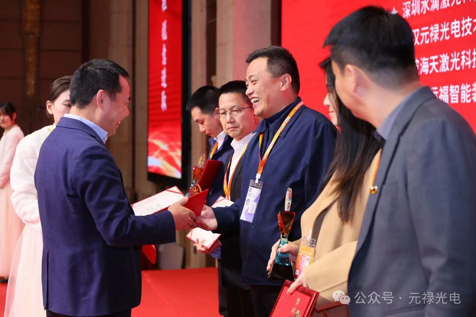 1733378231727061.jpg 1733378231727061.jpg